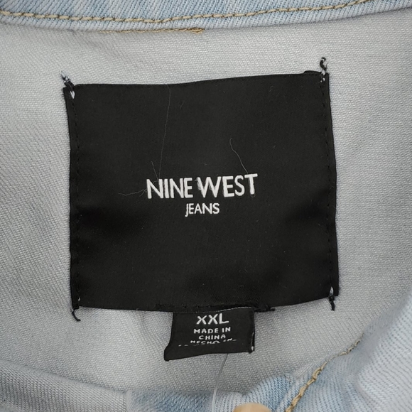 🆕️ Nine West Light Wash Jean Jacket - Picture 4 of 7